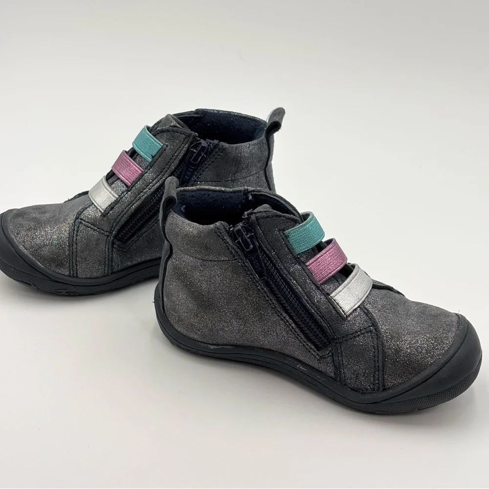 Lasocki Toddler Girls Glitter Ankle Boots w/ Heart Patch‎ Size 8
